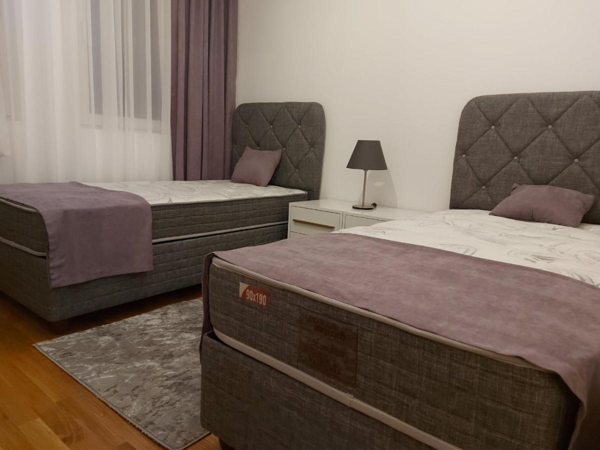Luxury Apartment Iva II Skopje Exteriör bild