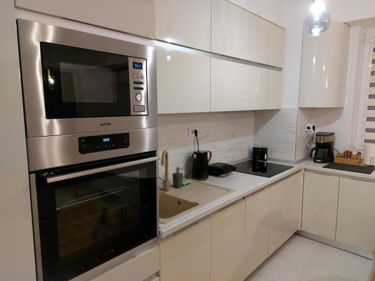 Luxury Apartment Iva II Skopje Exteriör bild